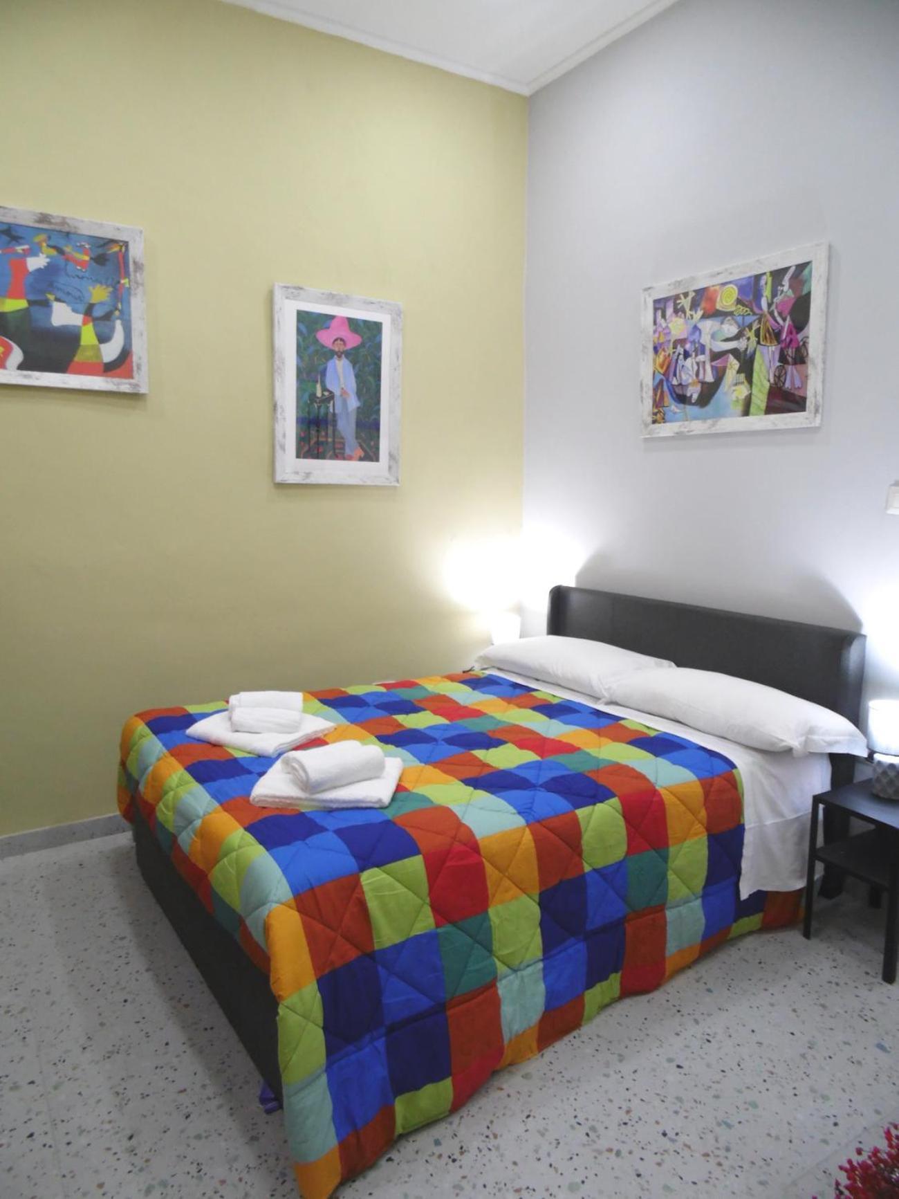 Mithra Apartment Centro Storico Napels Buitenkant foto